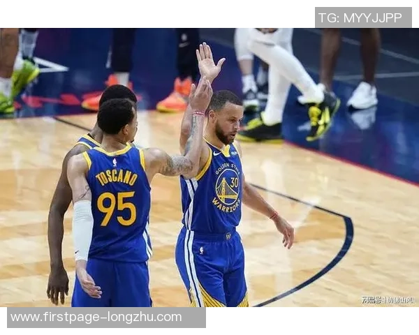 勇士队库里领衔对决步行者全力争胜精彩瞬间回顾